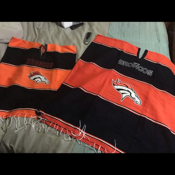 COPY - Denver Broncos Ponchos - Picture 3 of 4